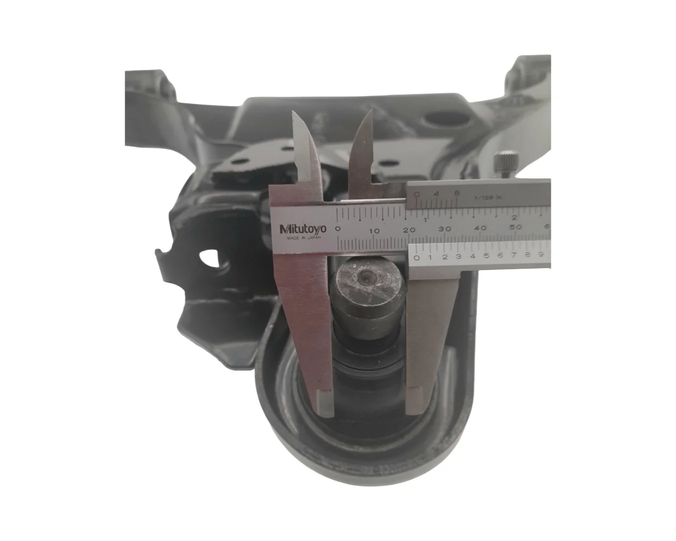 Control Arm Lower Right for Nissan Navara D40 Spain 2005-2015 - Image 4
