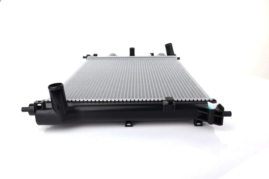 Radiator For Ford Fairlane Fairmont Falcon LTD BA BF Territory SX SY FPV BA Auto - Image 2